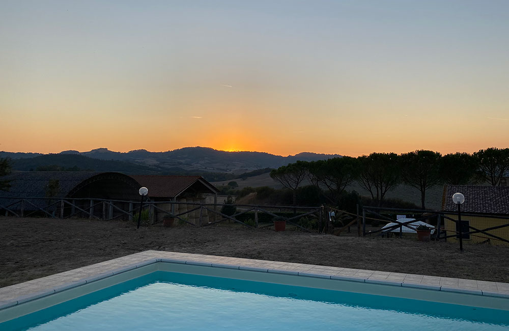 agriturismo-santa-chiara-volterra-piscina-3