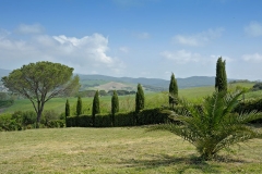 09-hinterer-Garten-mit-Aussicht