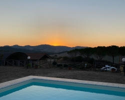 agriturismo-santa-chiara-volterra-piscina-3