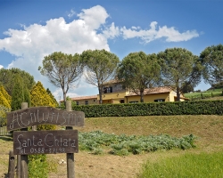 01-Auffahrt-Santa-Chiara-mit-Haus